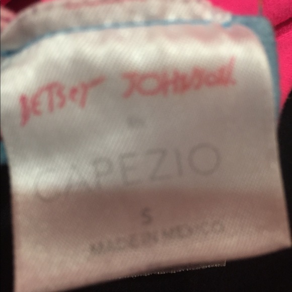 Betsy Johnson Capezio Reversible Girls Small Leo - Picture 5 of 5